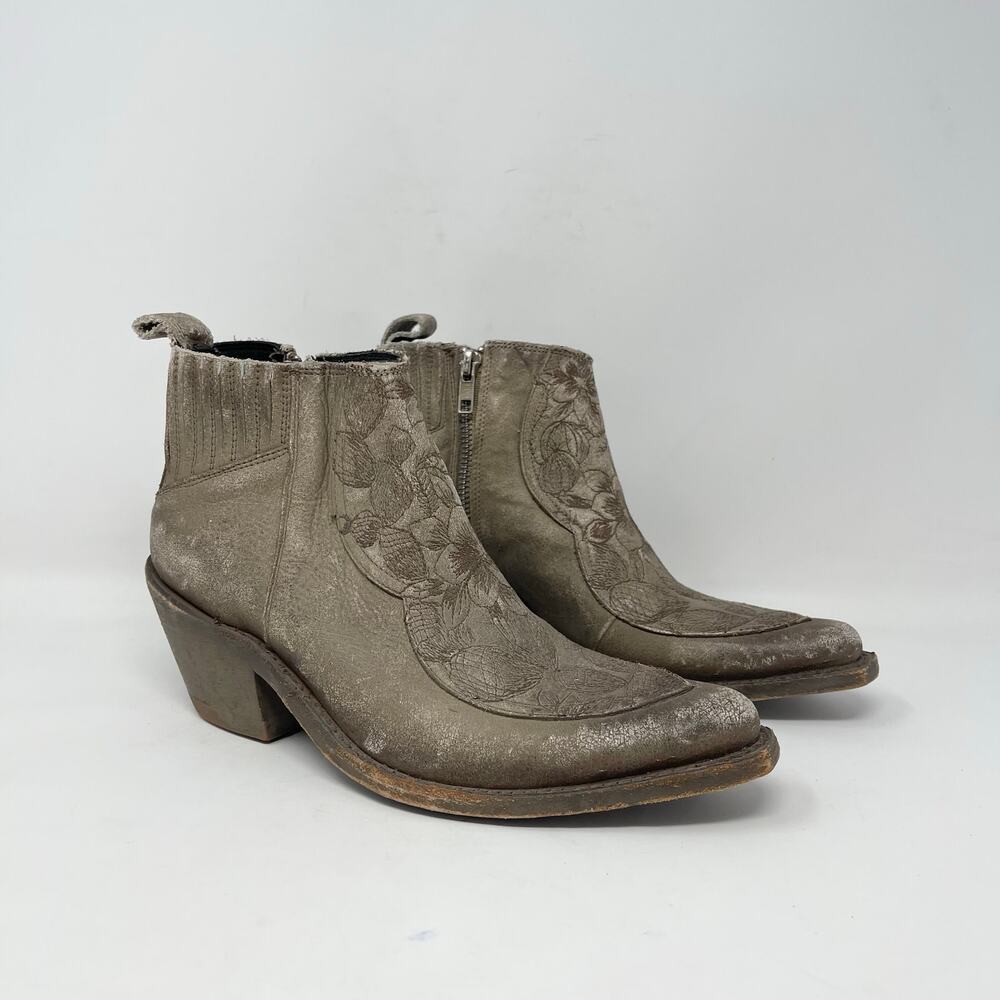 LIBERTY Black Taupe Western Heeled Ankle Boots